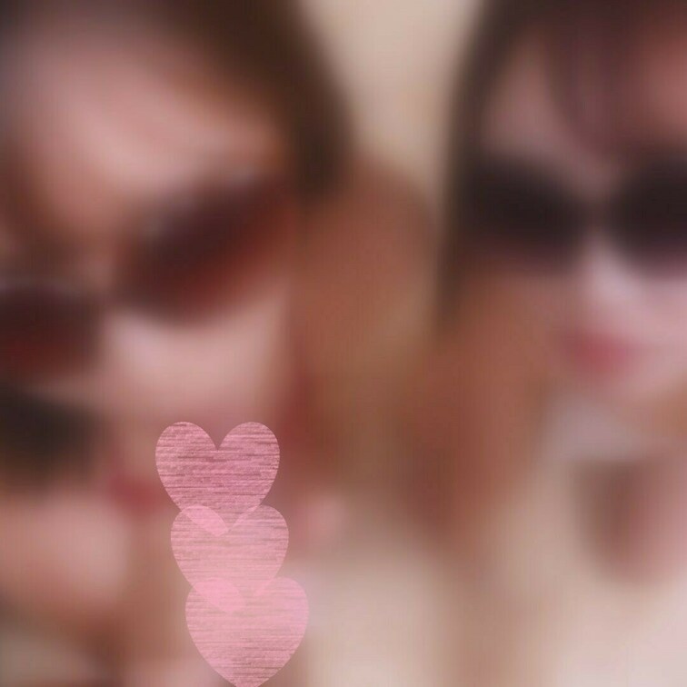 【個人撮影】美乳でスタイル抜群のOLさん2人に全身舐めとおじさんのギンギンチ〇ポをじっくりたっぷり極上ご奉仕させてきまし