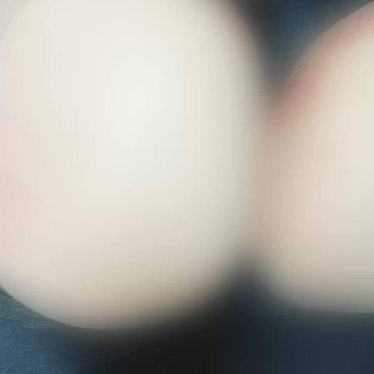 ショートお尻散歩🍑
たまにこんな人いるよね、かばんでめくれあがってるひと…