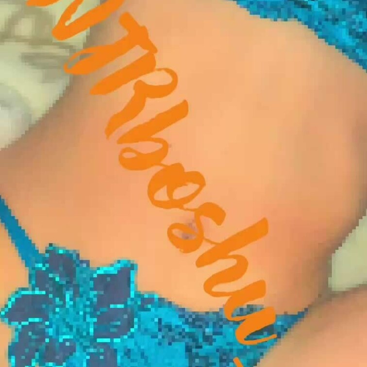 妻に下着のまま挿入してみた💕
えっちな下着着てますよ😏
