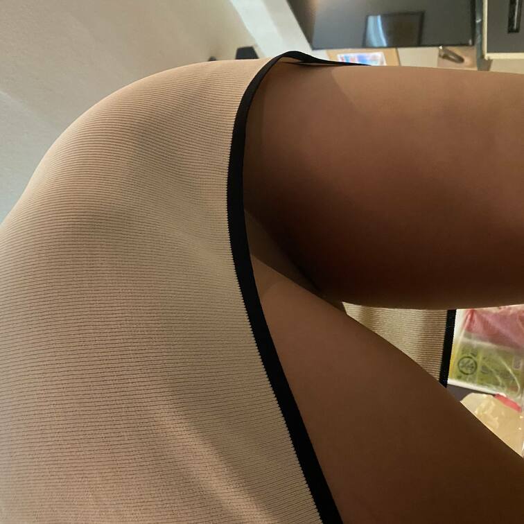 どんなパンツかきになりますか❓会員ムービーコーナーで(笑)