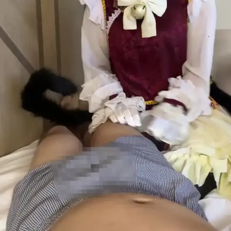 東方キャラの手コキ　かわいい猫ちゃんのぎこちない手つきがエロい
