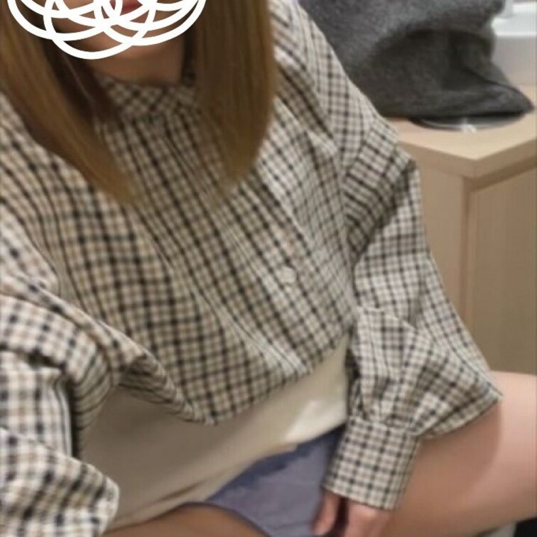 【素人】地味カワ○○○_お股ぐしょぬれ見せつけオナニー動画