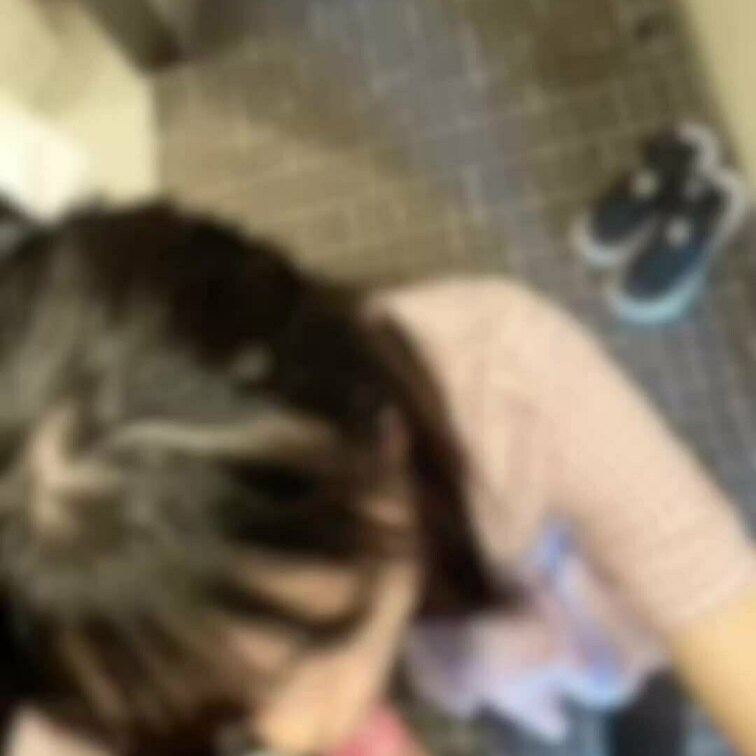 チェックアウトだよってゆってるのに、加えさせられたわたし。口の中、きもちいい？