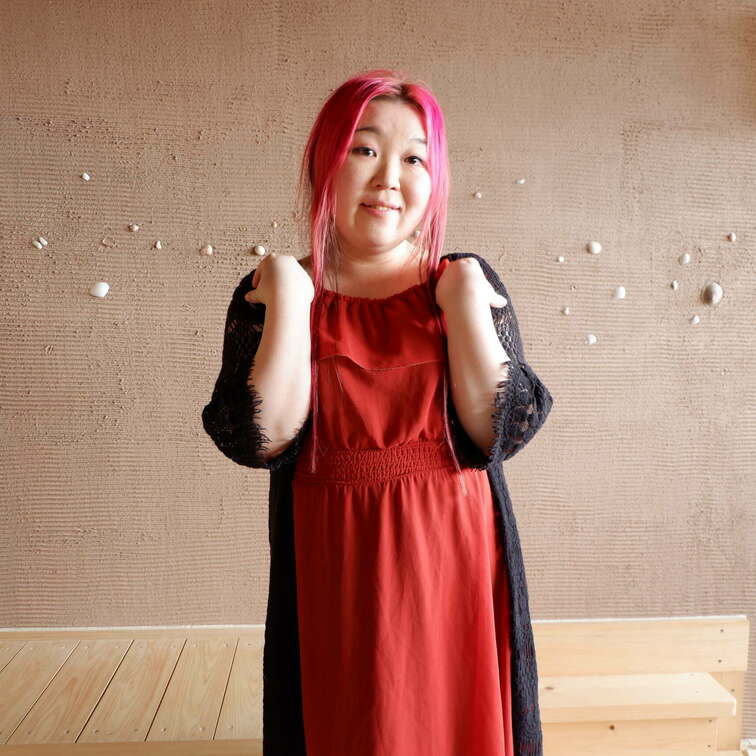 りほさんの和歌山混浴オフ会の時の着衣スナップ。「ぽっちゃりヌーディストりほ」で脱いでる姿が見られます。