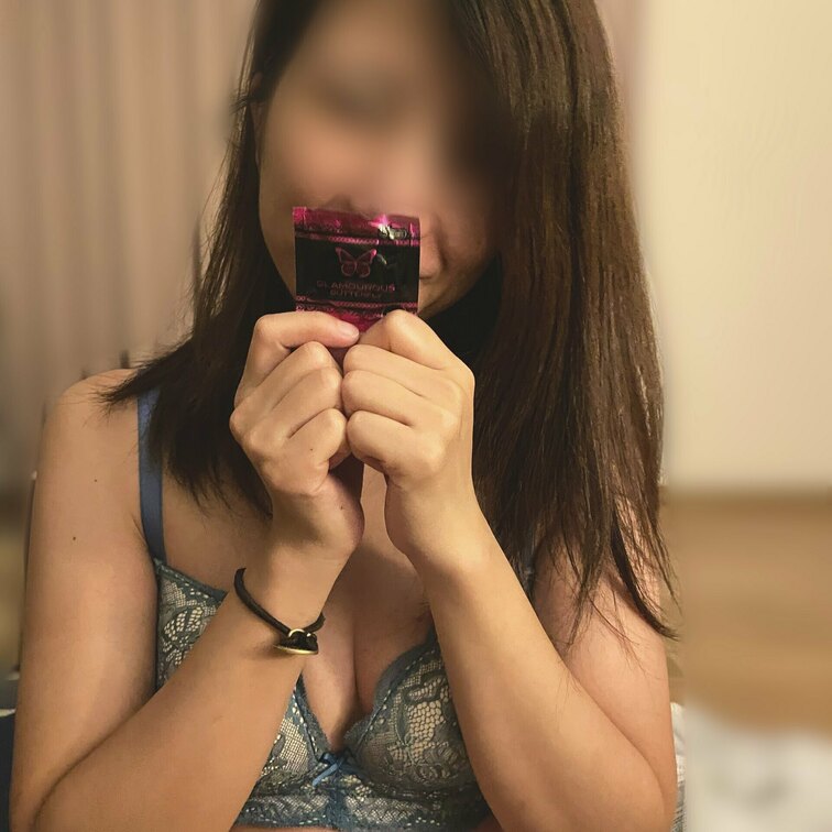 一般家庭のリアル✨

○○○達が寝静まった後の、
リビングでの夫婦の営みをお送りします。

ソフトなお尻スパン