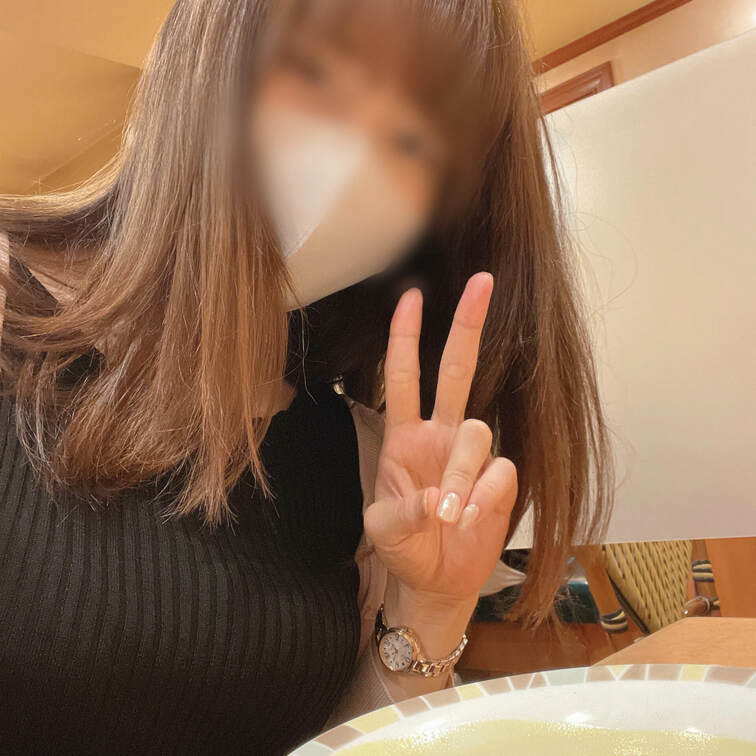 サイゼリヤなうです🥰1人でも入店しやすいサイゼリヤ、たくさん頼めてお財布にも優しくて好きです😭✨