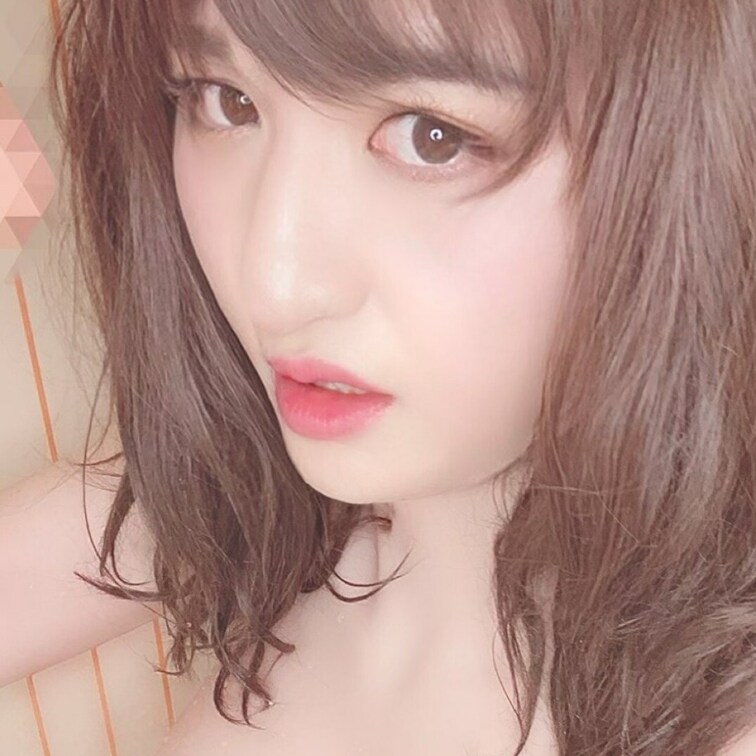 「フルヌード・浴室でフェラ奉仕のあと…顔面シャワー…」

下半分トリミング画像




#美乳 #爆乳 #