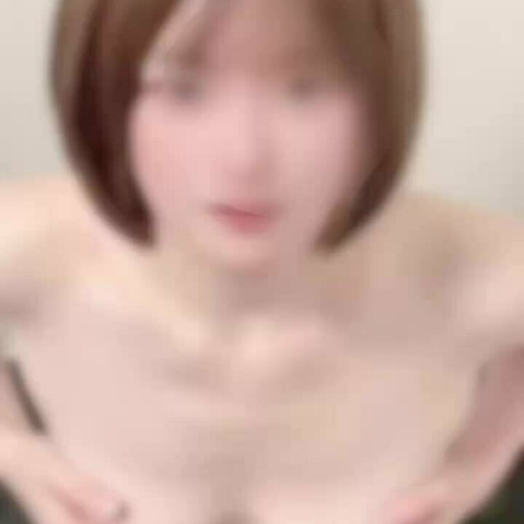 Twitterから〜
加工したら昔の私そっくりになっちゃっちゃた…身バレ防止にボカシ😆