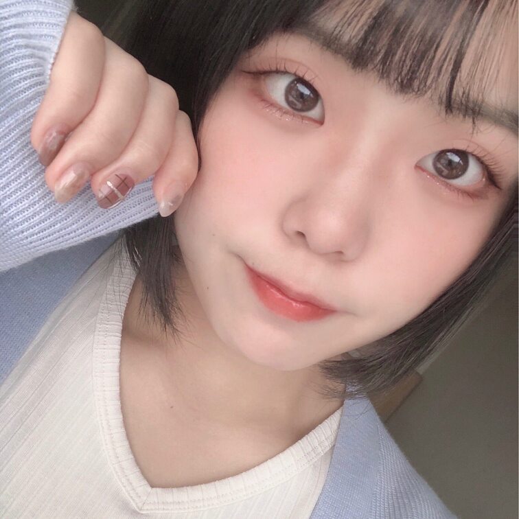 こんにちは！
新しく全部見られるプランというのを作ったので、良かったら応援してください♡
ひなの恥ずかしいところを見