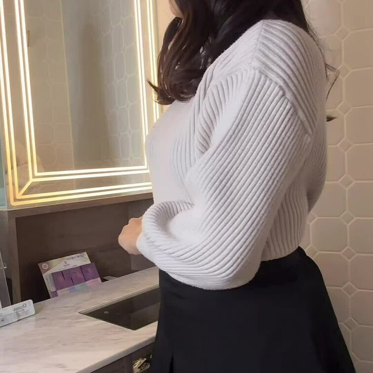 着替えてるところを○○○されちゃってました😱
いろいろと丸出しで恥ずかしい…