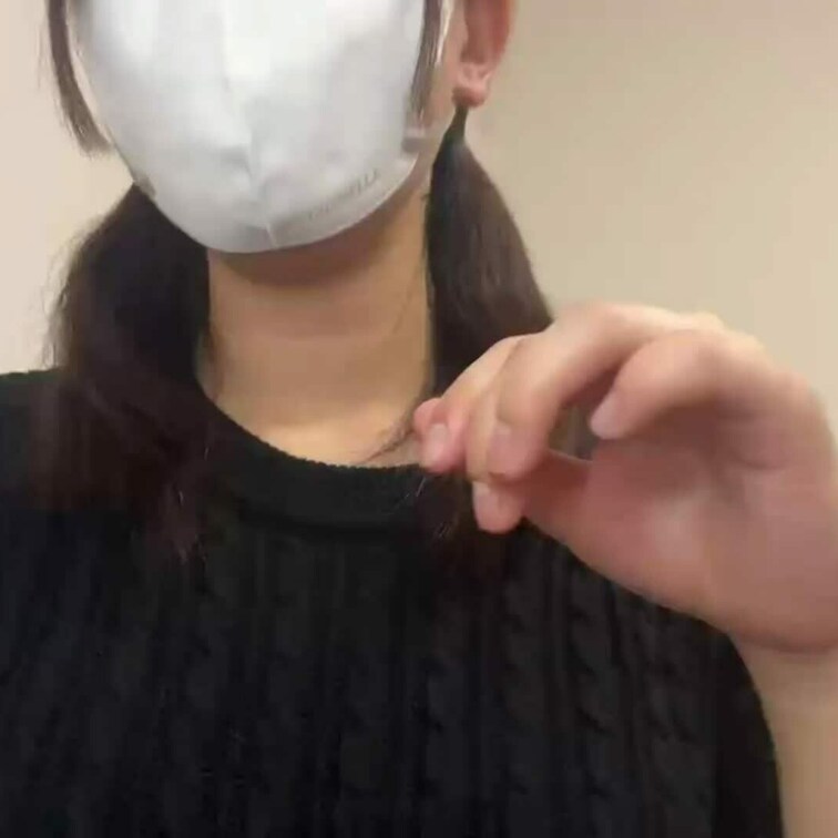 【りん 18 歳】

りんさんのライブ配信動画です
生配信 だと、1 回の有料配信を視聴すると、おおよそ平均 5,