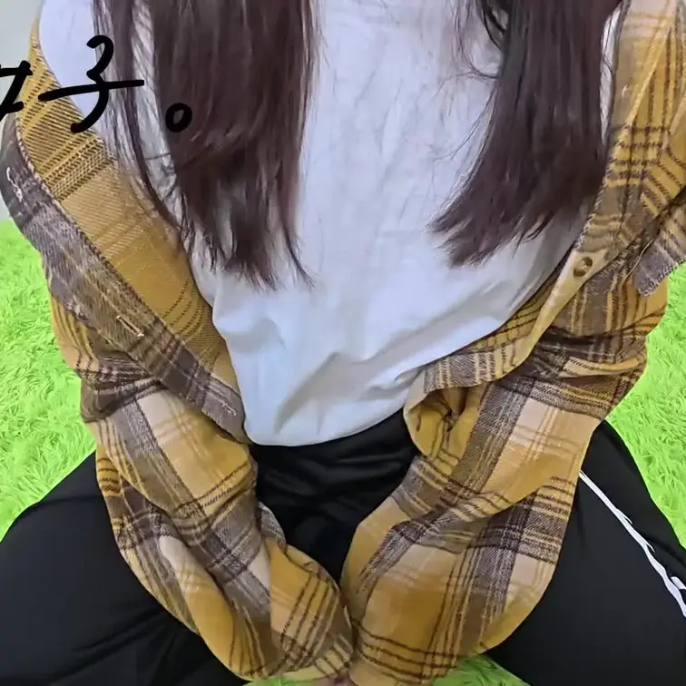 ふるじょ。【古着女子。】
SAMPLE #6 【SUZUNEちゃん 19歳】
※アダルト動画は本編にてご視聴いただけ