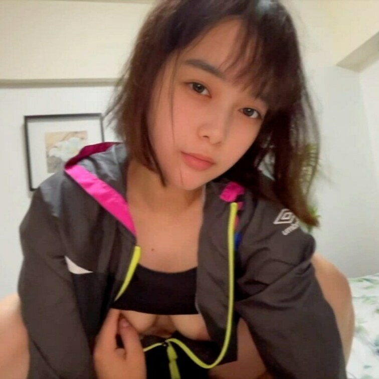 【ファン限定フル動画】🎁

生◯前はムラムラが止まらなくて、男友達にマカを飲ませたら連続で2回射精するほど発情しちゃ