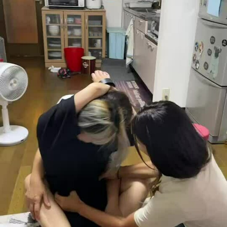 皆様いつもご購入ありがとうございます☺️
今回のくすぐり動画はこちらです👍

是非見てあげてくださいね(  ˆОˆ