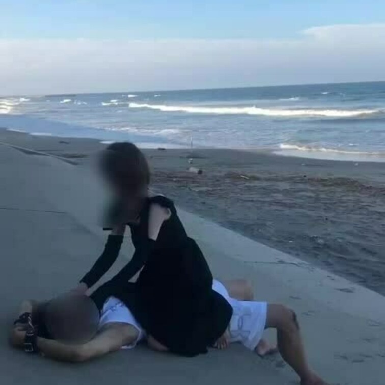 海で○○○束＆ビンタ
