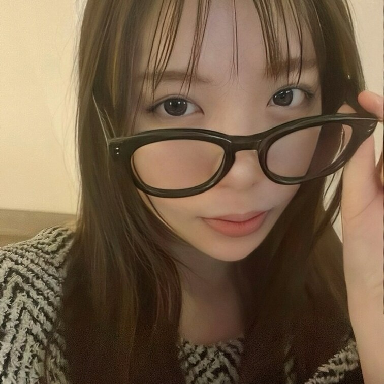 ん?どうしてほしいの?
ちゃんとお口で言わないとわからないわよ?
(ドMなのに強がりました🥺)