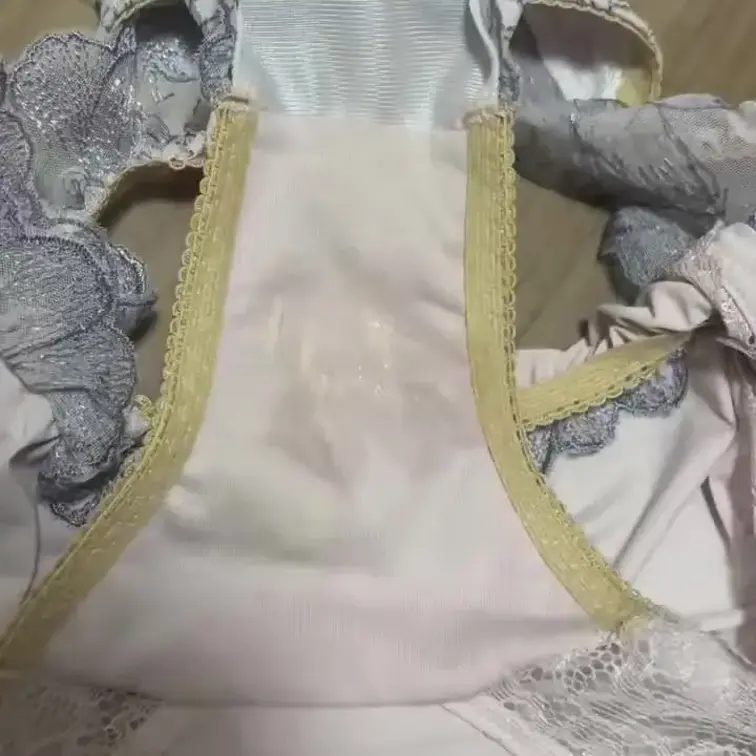 るるのヌレヌレパンツのクロッチ🥰
