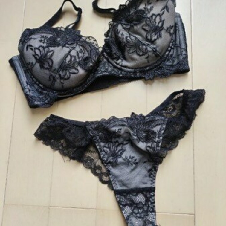 今日は黒のTバックの上下です🥰