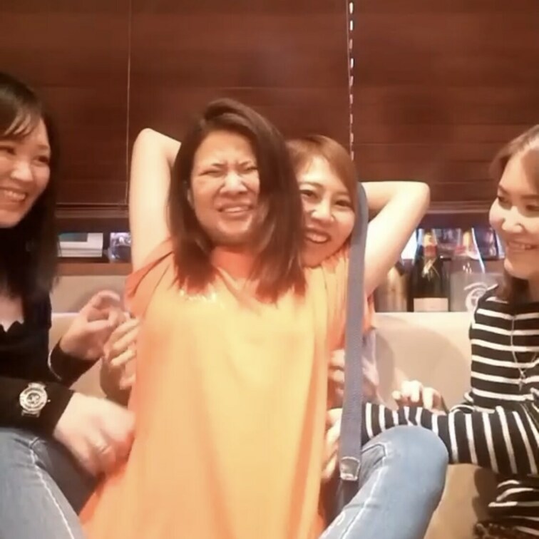 皆様いつもご購入ありがとうございます☺️
今回のくすぐり動画はこちらです👍

是非見てあげてくださいね(  ˆОˆ