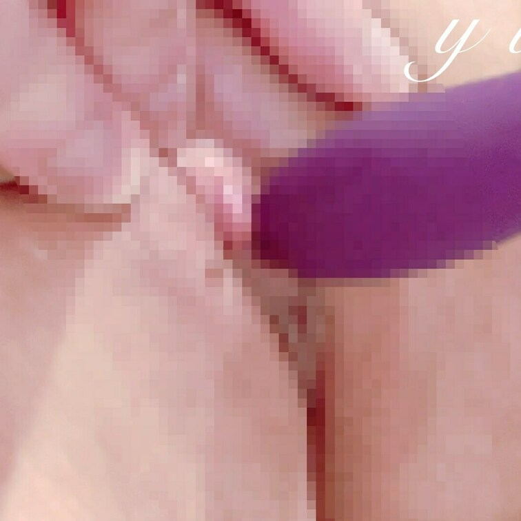 接写クリオナ🫶

バイブでクリ責め♡

接写なのでクリがぷっくりしてるところがよくわかります♥️