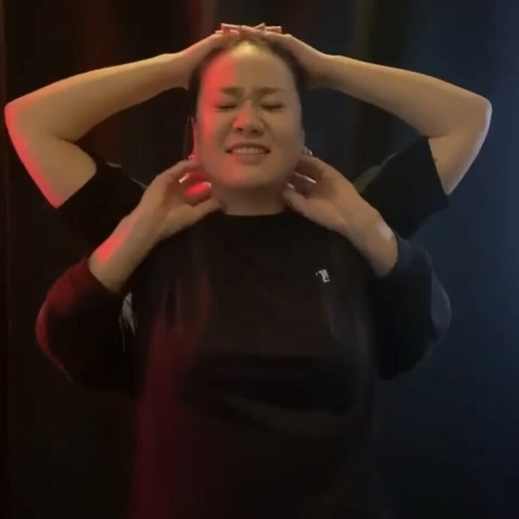 皆様いつもご購入ありがとうございます☺️
今回のくすぐり動画はこちらです👍

是非見てあげてくださいね(  ˆОˆ