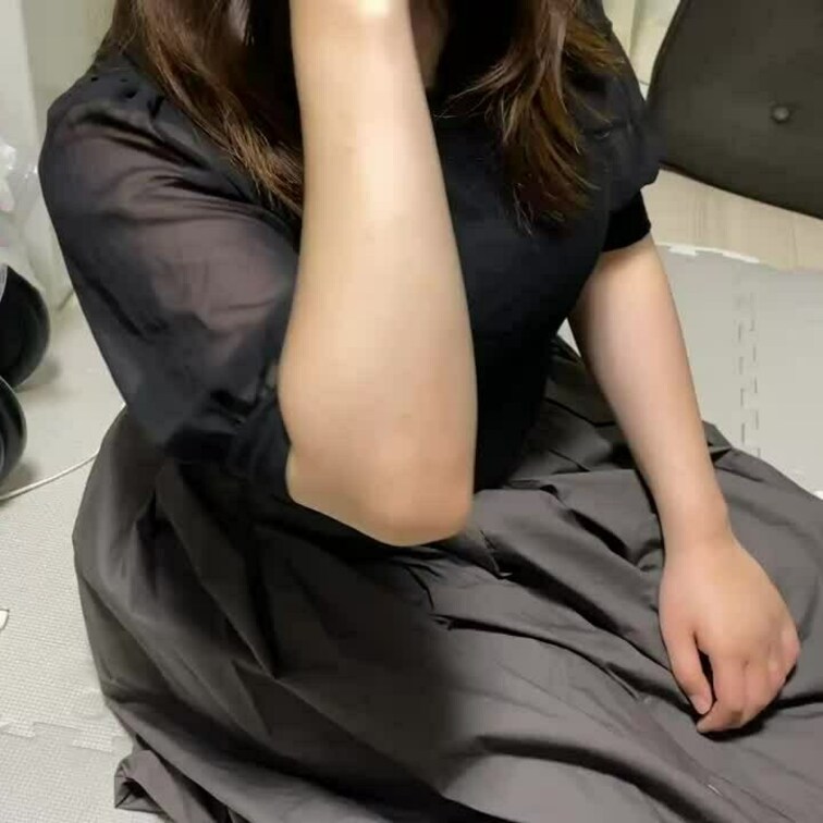 ただいまっぺ🙃お腹の奥のほうにめっちゃガス溜まってる😖