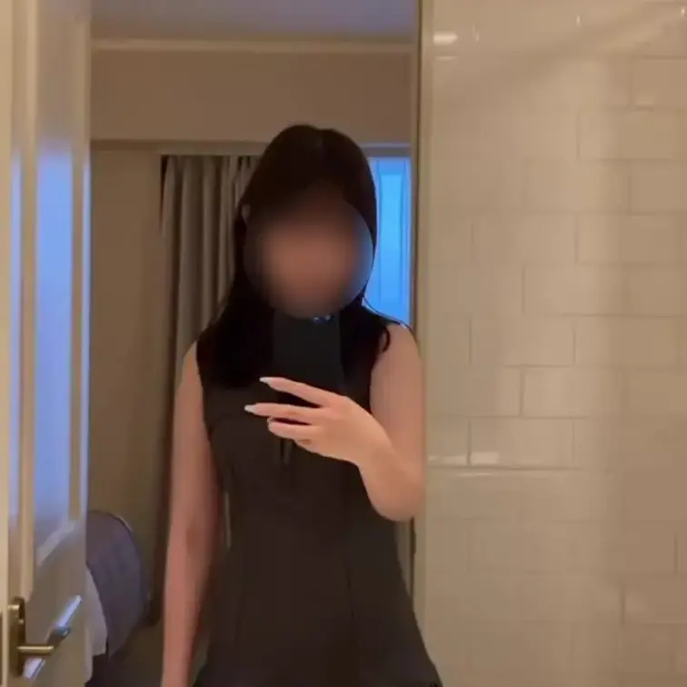 Ｅカップ清楚系美女次回作予告です！

ただ今編集中の動画を少しだけ

いいねしてからみてくれると嬉しいです！
