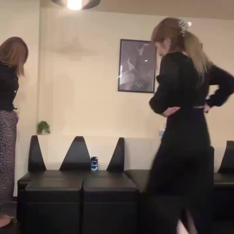 皆様大変お待たせしました！
今回のくすぐり動画はこちらです👍

是非いっぱい見てあげてくださいね(  ˆОˆ  )