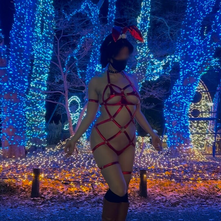 加奈ちゃん2024ベスト✨イルミネーション
たくさんの人にガン見され過ぎ💓