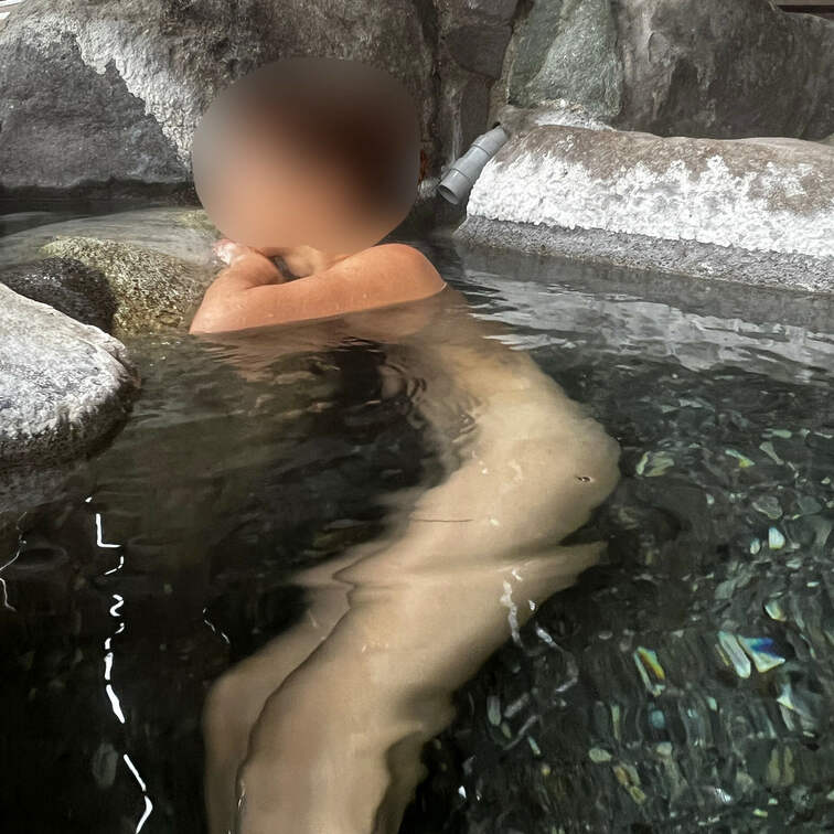 暖かくて眠くなってます😊
もっと見たい方へ💕
無料プランはお尻みえます😃
写真プランは前も後ろも色々あります‼️
