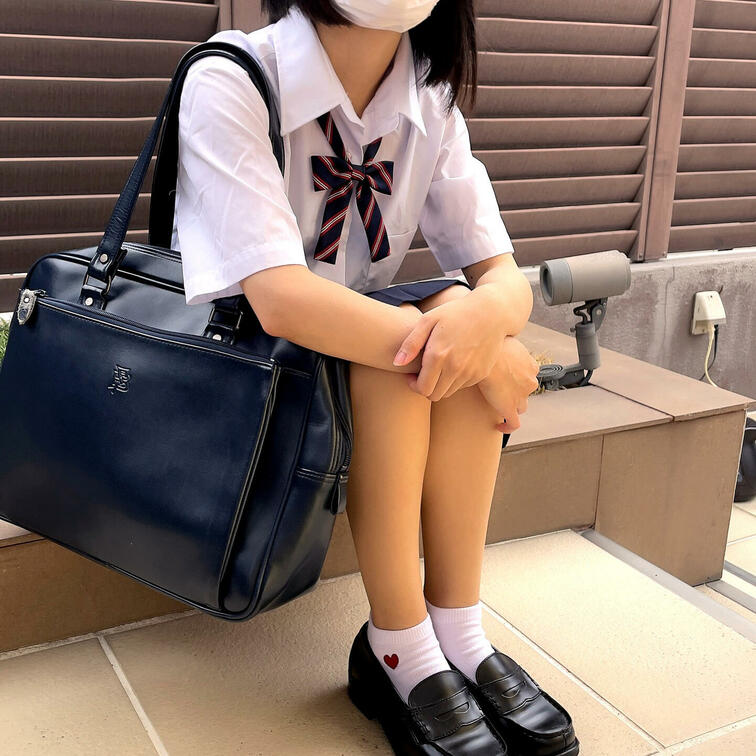 17時間着用【低身長145cm】白パン（フルバック）×制服×黒髪＝最強美小女※人生初のラブホに戸惑う○○○と本番有りのパ
