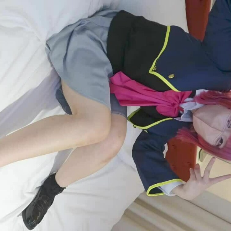 のんちゃん
 人生初めての撮影&アニメコスプレ
 手コキでシコシコ
 笑顔も雰囲気も反応もノリノリで可愛いです
