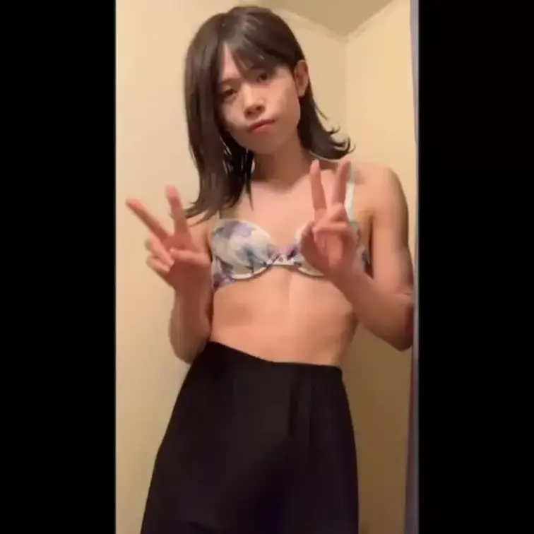女装男子が下着姿で、オナニーしてみた♡
#女装男子
#オナニー
#アナル