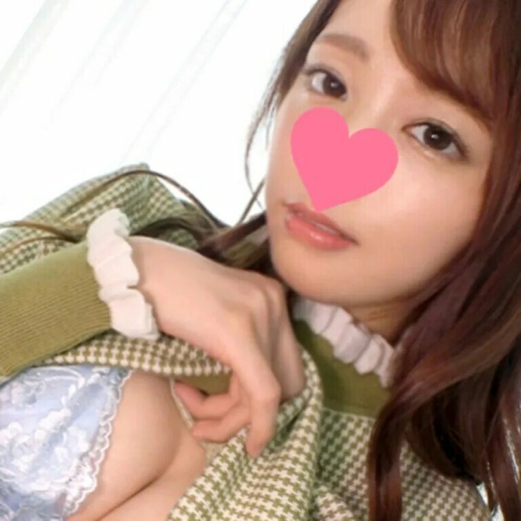 スラリと伸びた手足とくびれ、美巨乳のコントラストが美しい女子大生のP女ちゃんです❤️
可愛いと綺麗を絶妙なバランスで持