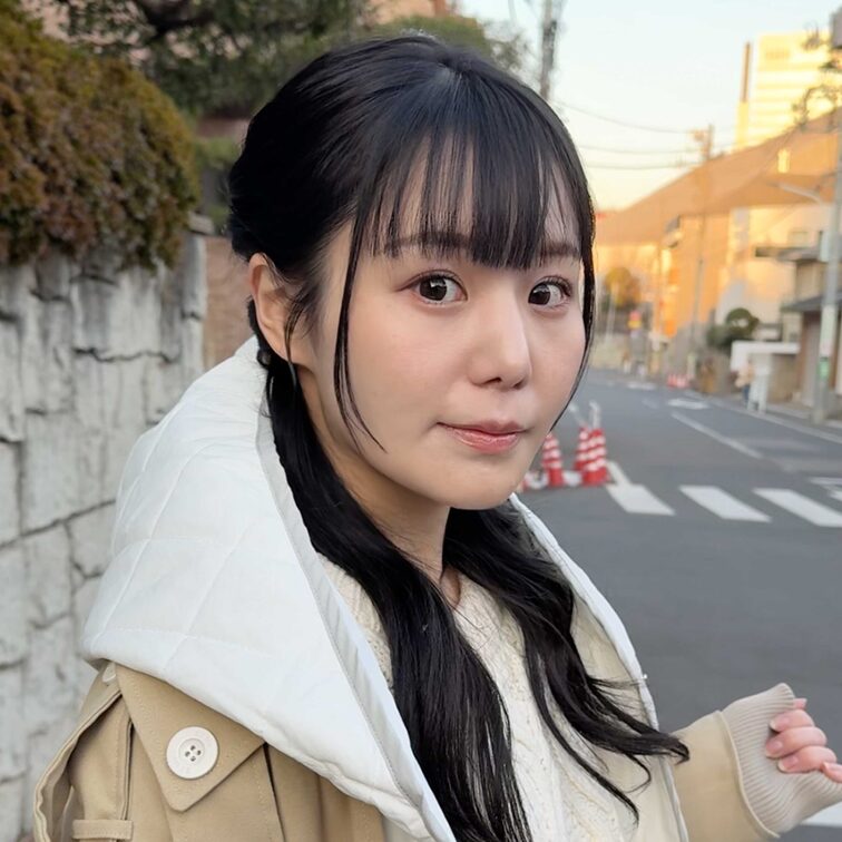 #256【REINA 20歳】
今回ストリートスナップに協力してくれたのは、ロングコートが可愛いREINAちゃん😎
