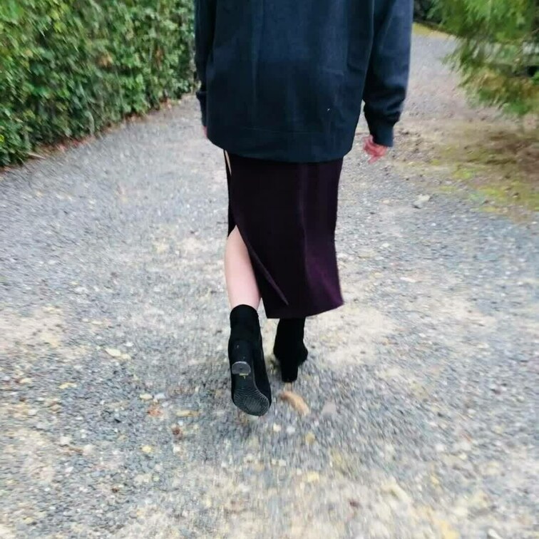 お尻散歩🍑
前回のＴパンツアリバージョン^ - ^
