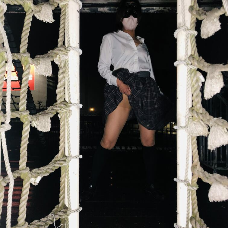 コスプレ夜の公園♬
もっとみたい人プランに加入ー^_^