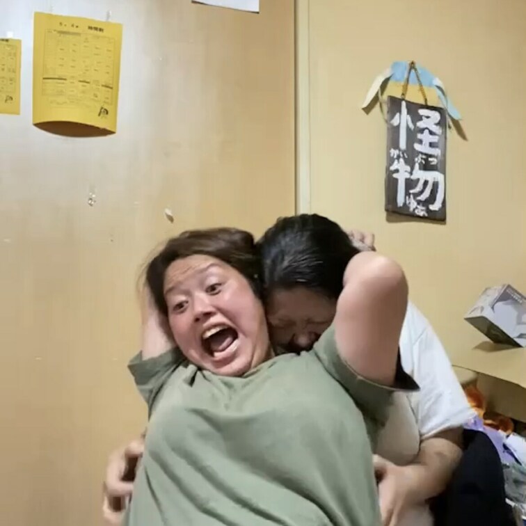 皆様いつもご購入ありがとうございます☺️
今回のくすぐり動画はこちらです👍

是非見てあげてくださいね(  ˆОˆ