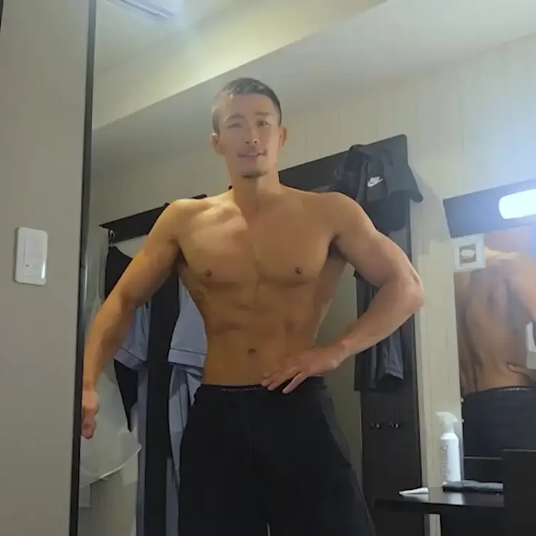 フィジークの大会前にTaitonと道着を来て種付け稽古セックスしました。
