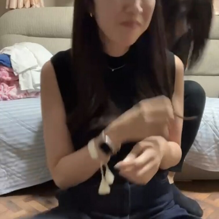 皆様いつもご購入ありがとうございます☺️
今回のくすぐり動画はこちらです👍

是非見てあげてくださいね(  ˆОˆ
