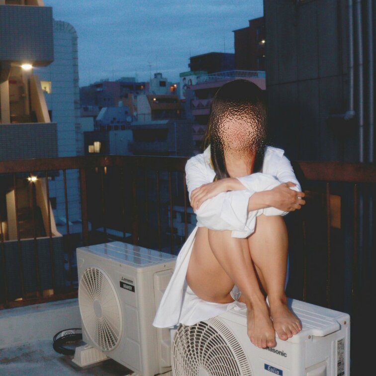 ちょっぴり趣向を変えてARTっちっくな写真撮ってみた‼
いい感じで撮影できたから反応くれるとうれしい(≧▽≦)