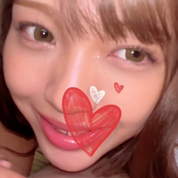 「手コキで男潮噴かされました・・・」

めちゃ可愛いことエッチな動画撮りました。
裸にエプロンでフェラしてもらって