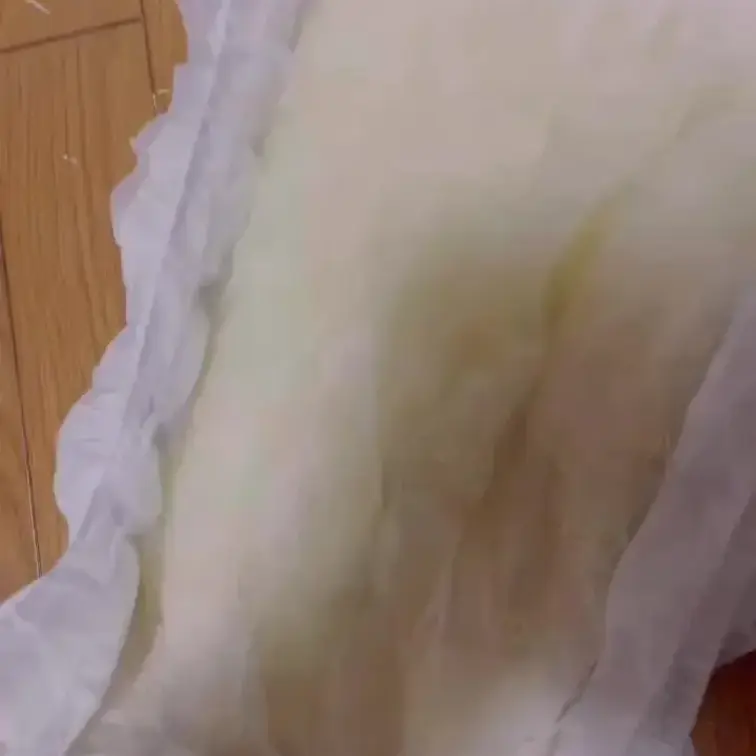 ちゃんと我慢したおしっこは大量すぎて
おむつも意味をなしえません(ᐡ ̥ × ̫ × ̥ᐡ)