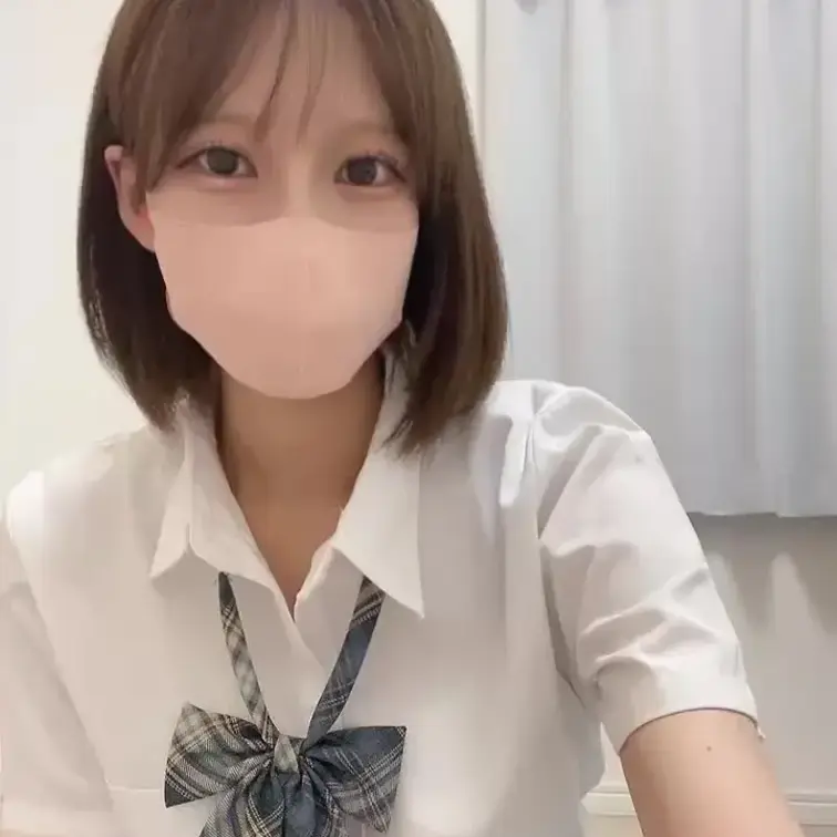 私が静かに手であれを触る動画です😳