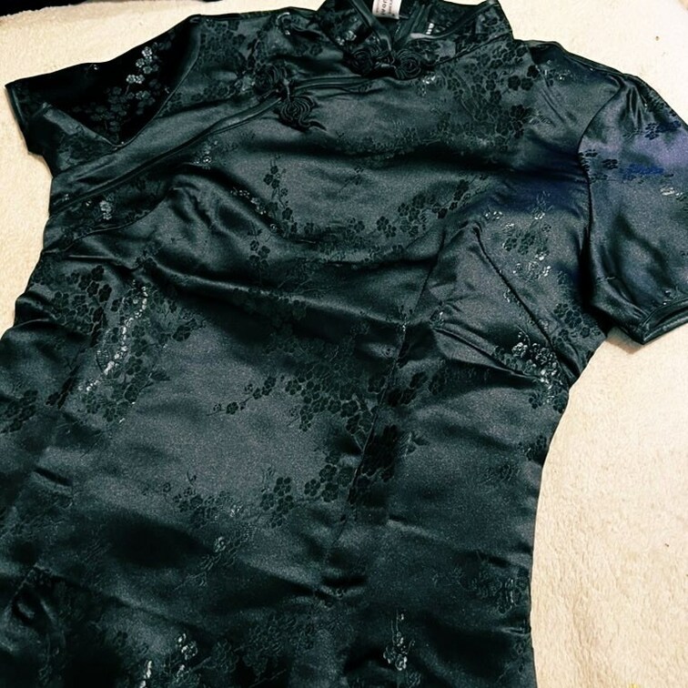 新しいコスプレ衣装が届いた〜💕
値段の割に生地がしっかりしてて可愛い〜