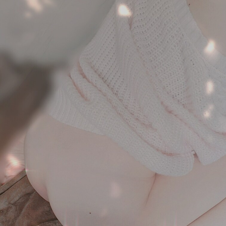 どんなに上手に隠しても〜まん丸お尻が見えてるよ〜🎵(童謡風(๑´ლ`๑)笑)
