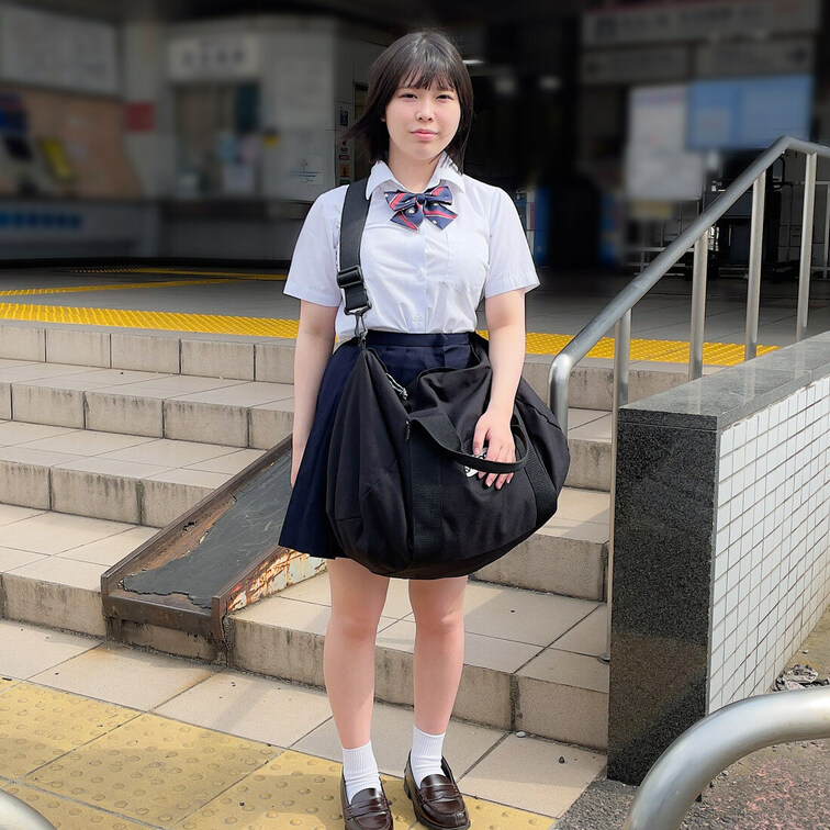 13時間着用【個人撮影】テニスの全国大会後の白パンツちゃんとの割り切り_地方からやってきたデカパイを堪能させて頂きました