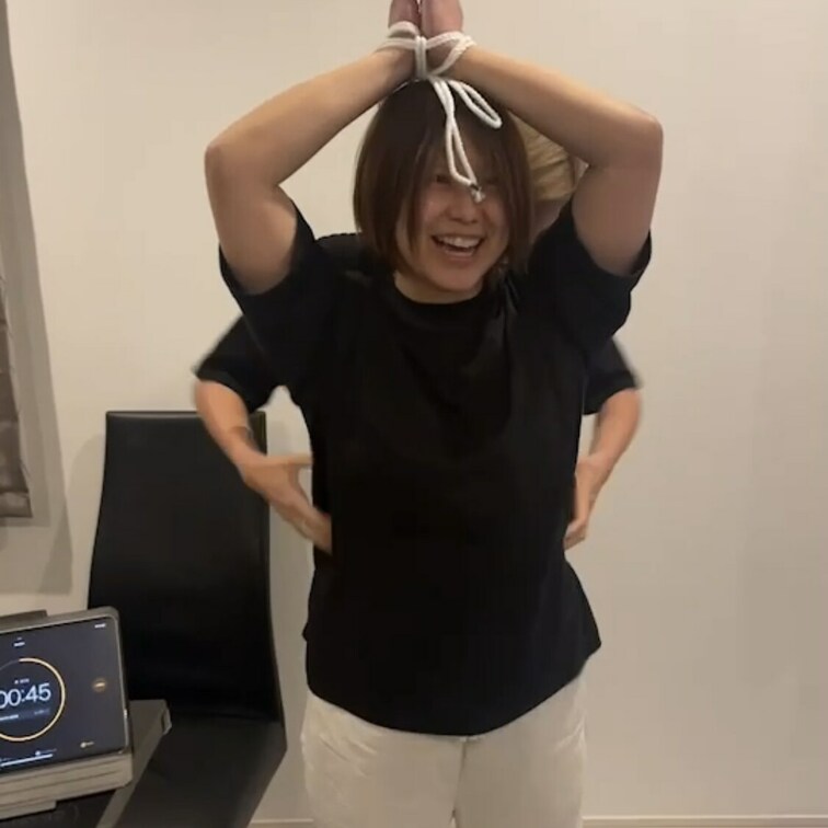 皆様いつもご購入ありがとうございます☺️
今回のくすぐり動画はこちらです👍

是非見てあげてくださいね(  ˆОˆ