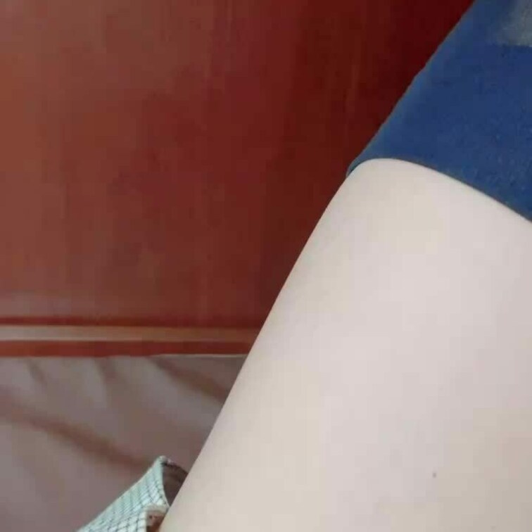 前回投稿した動画の続き❣️
【ハメ撮り】

フォロワーさんとのネ○フェで痴○プレイをした後ブースでセックスしちゃっ