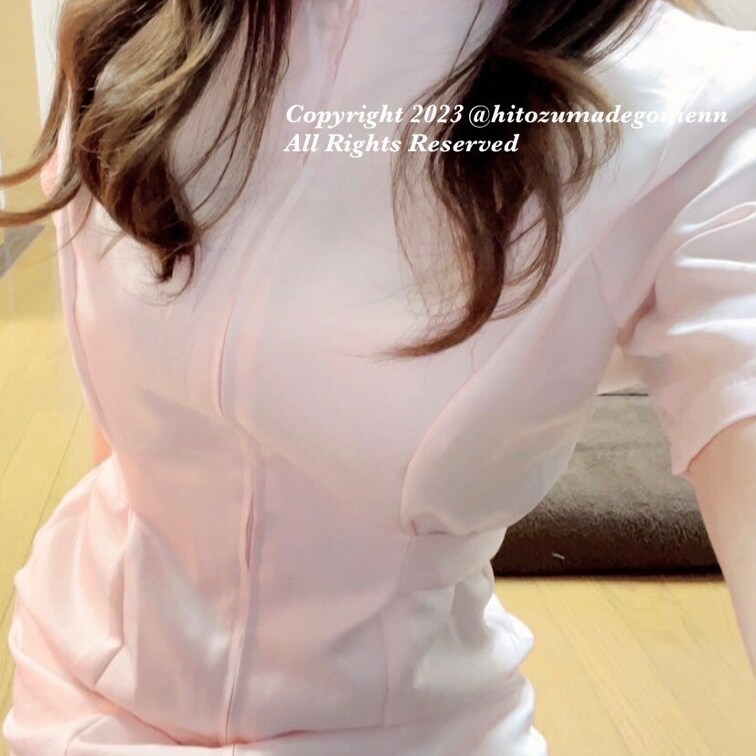 「今日はどうされましたか？」　　
ひなとお医者さんごっこしない👩🏻‍⚕️🩷？